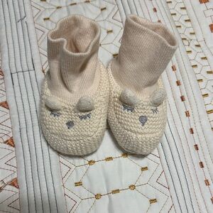 Cozy Cream Knit Baby Booties